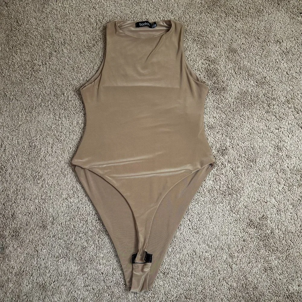 EUC Basic Bodysuit - Picture 2 of 5